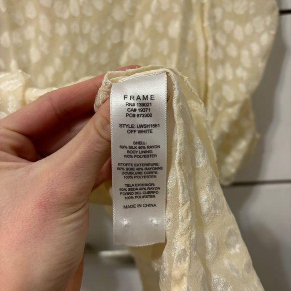 FRAME Shirred Keyhole Puff-Shoulder Top - Picture 8 of 13